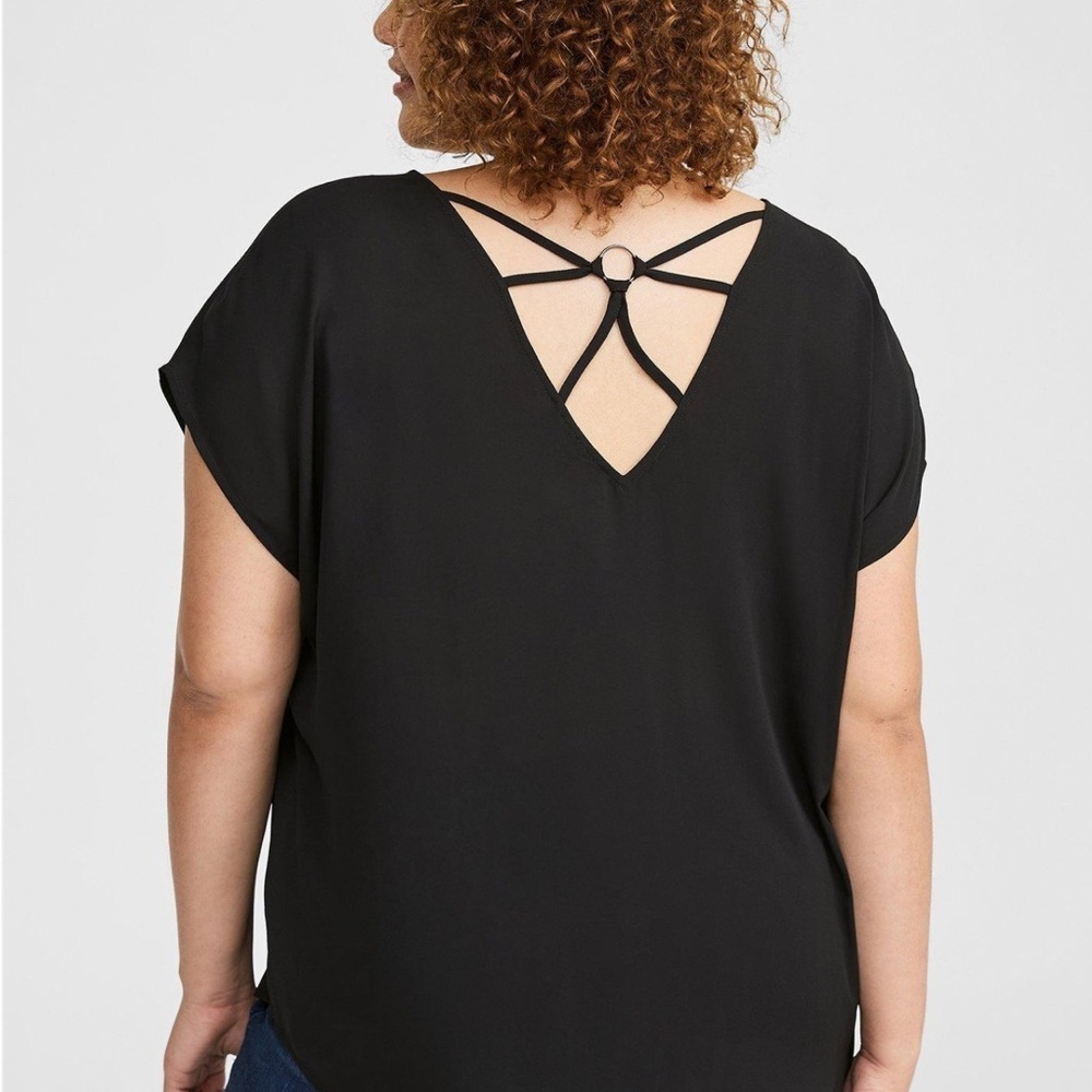 TORRID GEORGETTE STRAPPY BACK DOLMAN SHORT SLEEVE BLOUSE NEW - Picture 3 of 11